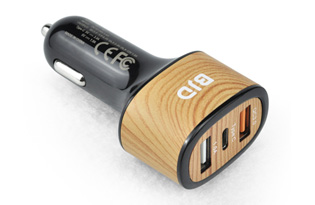 3-Port Car Charger with Wooden Texture
